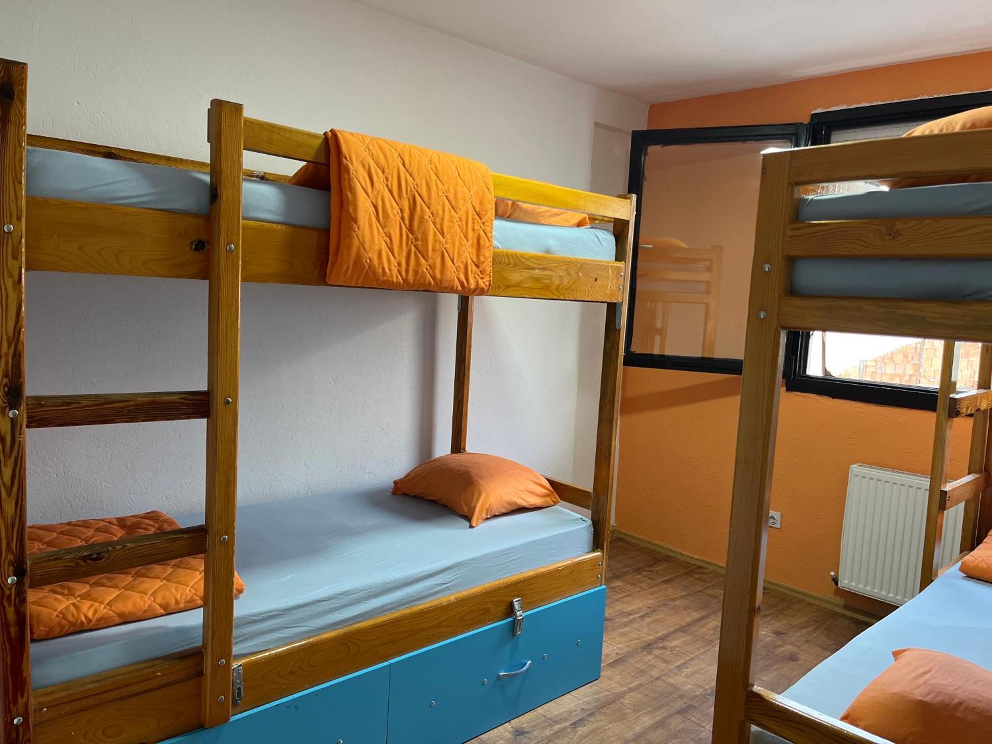 Blue Orange Lake Hostel Ohrid Esterno foto